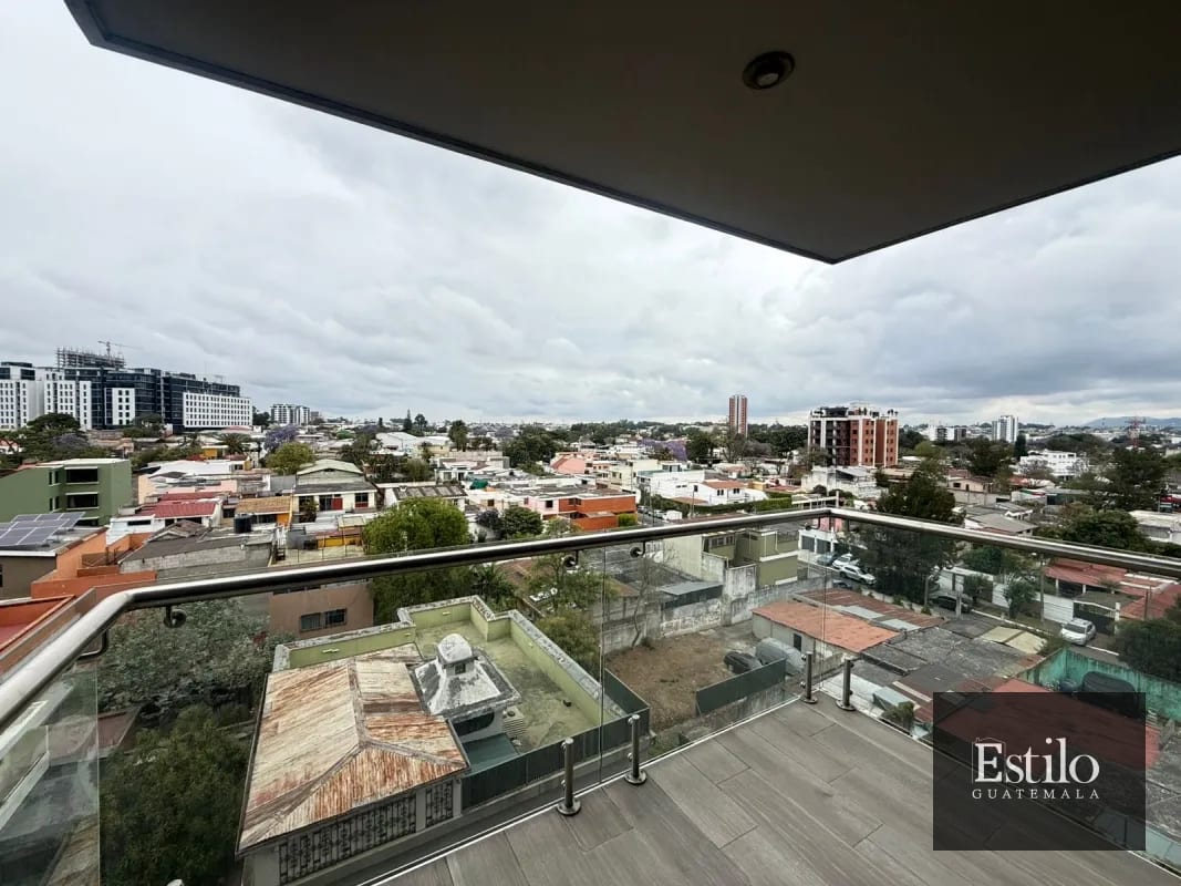 HERMOSO APARTAMENTO CON BALCÓN EN VENTA — Apartamento en Venta en Zona 11, Guatemala, Ciudad — foto 1 de 8