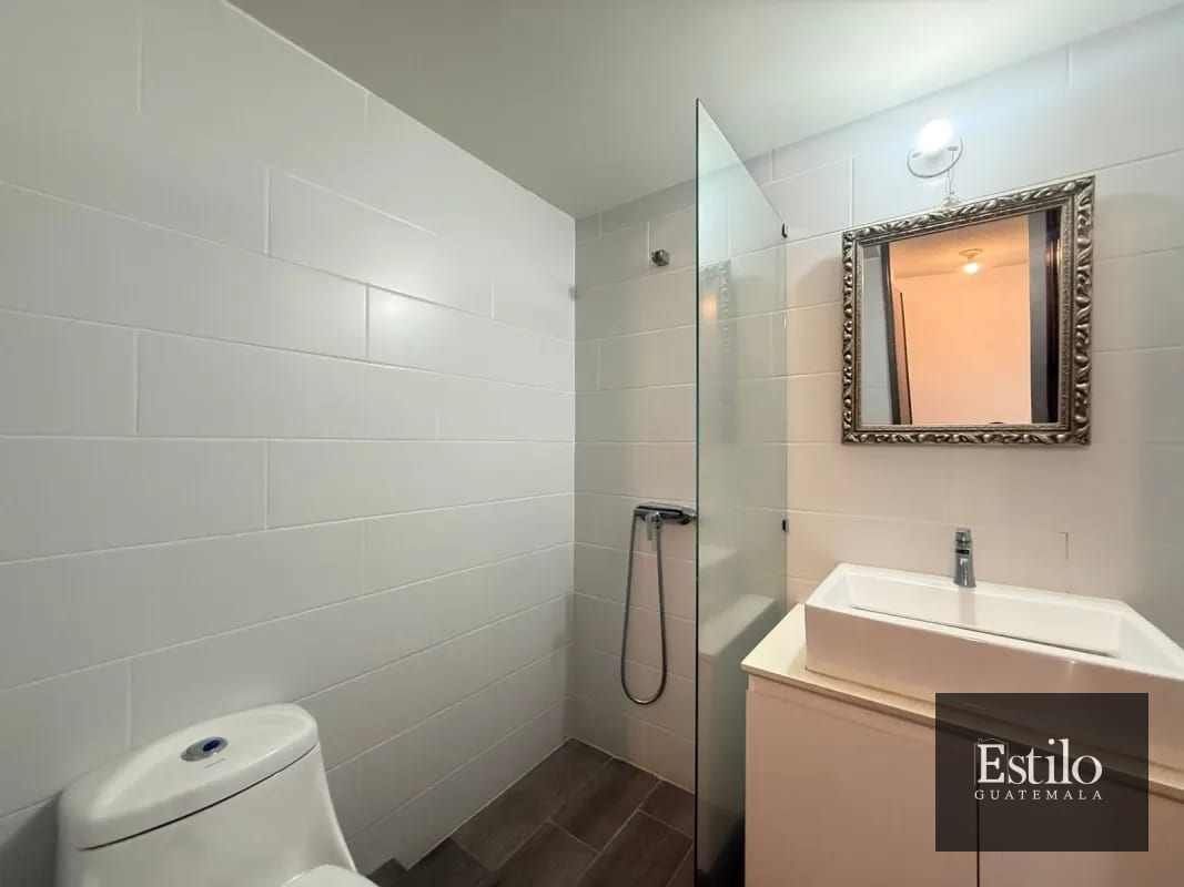 HERMOSO APARTAMENTO CON BALCÓN EN VENTA — Apartamento en Venta en Zona 11, Guatemala, Ciudad — foto 2 de 8