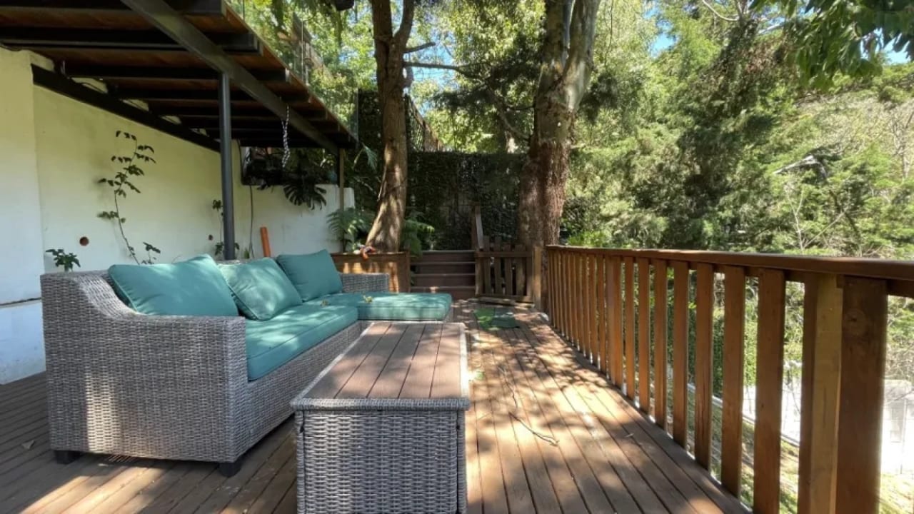 BOSQUE ESCONDIDO  KM 21.5 CARRETERA FRAIJANES. AMPLIO TERRENO DE 8.20 FRENTE X 30.60 FONDO. — Casa en Venta en Carretera a El Salvador, Guatemala, Ciudad — foto 9 de 17