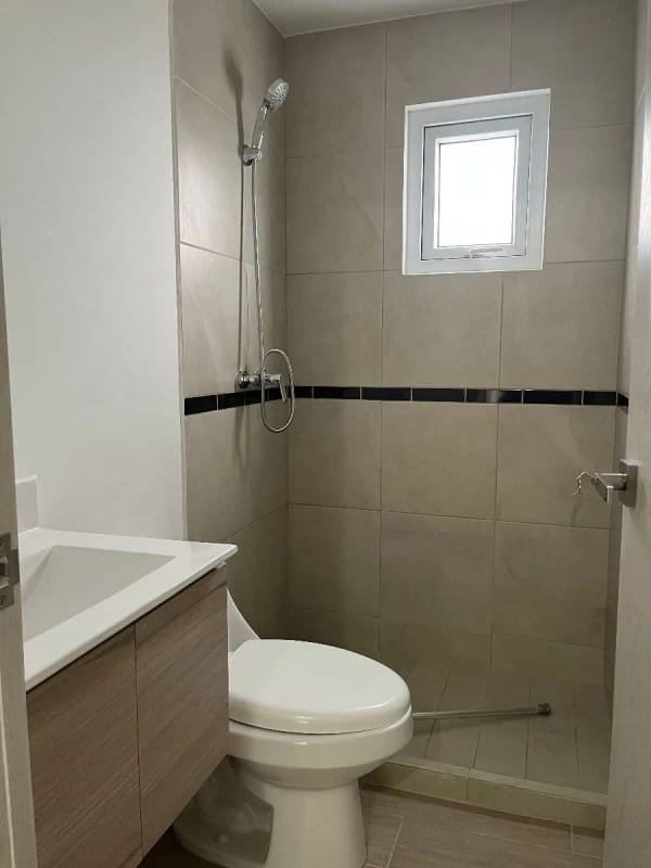 ANDARES12, AVENIDA PETAPA ZONA 12 — Apartamento en Alquiler en Andares Doce, Zona 12, Guatemala, Ciudad — foto 2 de 6