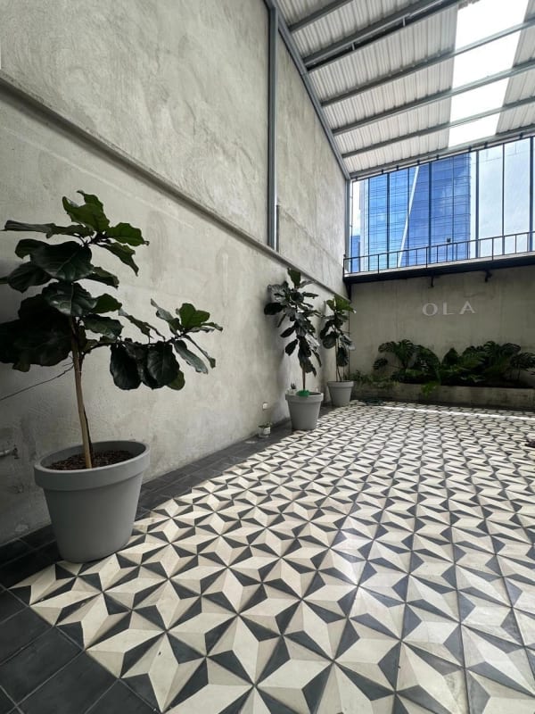 CASA ZONA 10 RENTA Y VENTA — Casa en Alquiler en Zona 10, Guatemala, Ciudad — foto 7 de 15