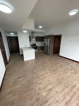 Apto en renta en CASSALINI DIAGONAL z10 — Apartamento en Alquiler en Casalini Diagonal 6, Zona 10, Guatemala, Ciudad — miniatura 1 de 8