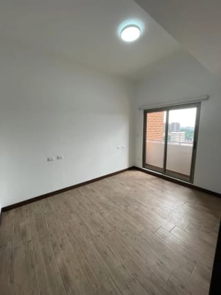 Apto en renta en CASSALINI DIAGONAL z10 — Apartamento en Alquiler en Casalini Diagonal 6, Zona 10, Guatemala, Ciudad — miniatura 2 de 8