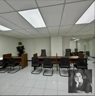 OFICINA NUEVA AMUEBLADA EN RENTA – EDIFICIO 01010, ZONA 10 — Oficina en Alquiler en Zona 10, Guatemala, Ciudad — miniatura 4 de 6