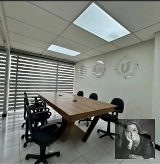 OFICINA NUEVA AMUEBLADA EN RENTA – EDIFICIO 01010, ZONA 10 — Oficina en Alquiler en Zona 10, Guatemala, Ciudad — miniatura 3 de 6