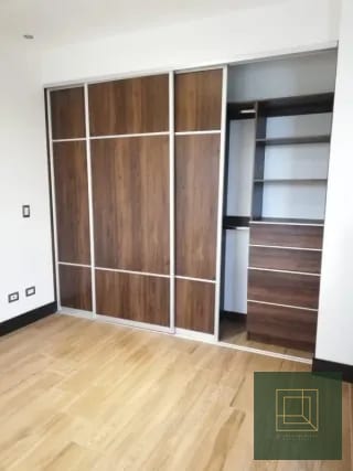 Apartamento en venta Vivalt zona 10 — Apartamento en Venta en Vivalt, Zona 10, Guatemala, Ciudad — miniatura 4 de 8