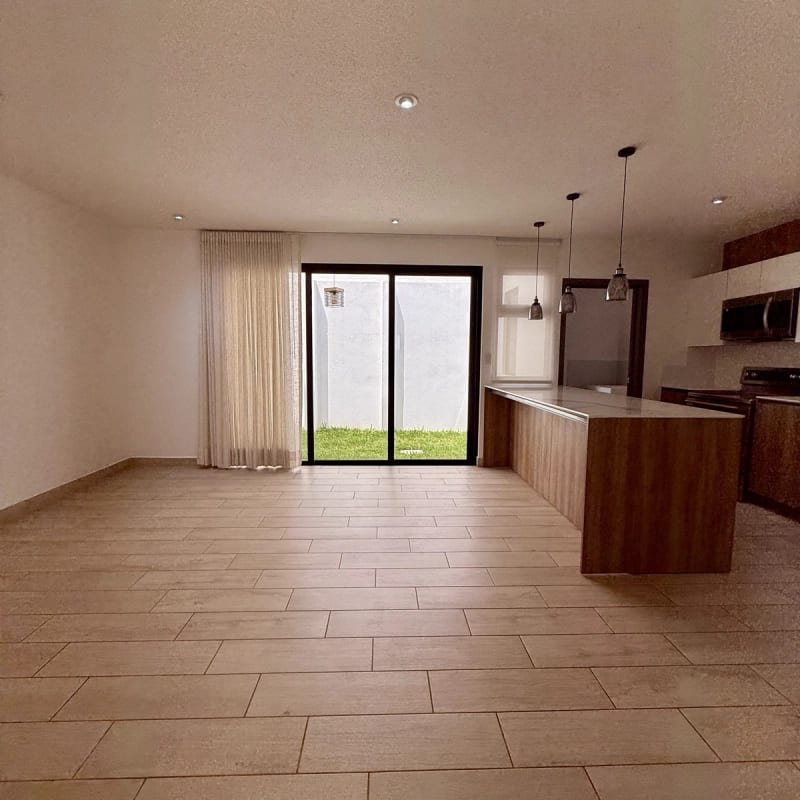 Casa en venta | 4 ha | 3 parqueos | Pérgola | El Nogal de San Isidro, zona 16 — Casa en Venta en Zona 16, Guatemala, Ciudad — foto 13 de 13
