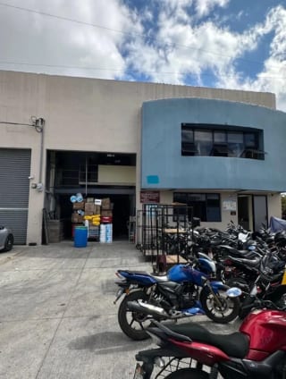 RENTA OFIBODEGA EN EL CONDADO NARANJO — Bodega / Ofibodega en Alquiler en Condado Naranjo, Zona 4 Mixco, Guatemala, Ciudad — miniatura 3 de 5