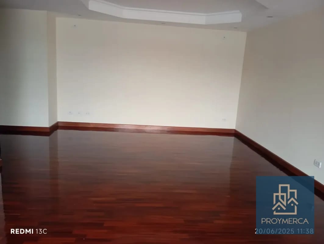 Apartamento en venta, Edificio Almeria, Zona 14 — Apartamento en Venta en Almeira, Zona 14, Guatemala, Ciudad — foto 10 de 11