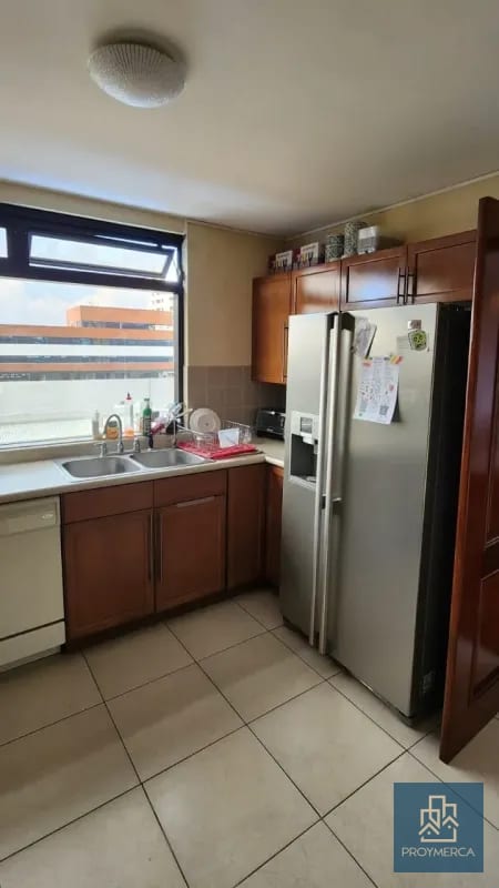 Apartamento en venta, Edificio Almeria, Zona 14 — Apartamento en Venta en Almeira, Zona 14, Guatemala, Ciudad — foto 4 de 11