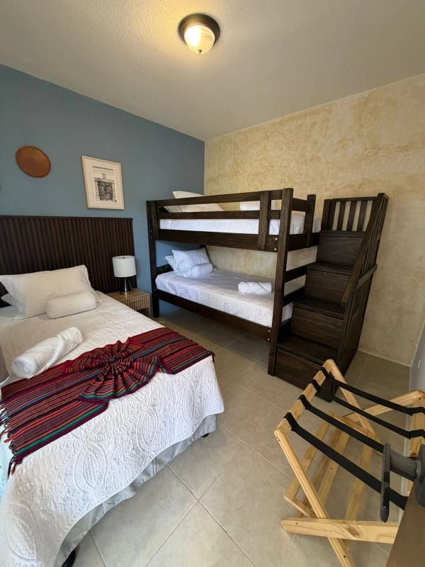 Hermosa Casa Equipada amueblada en Antigua Guatemala Paseo San Lorenzo — Casa en Venta en Ciudad Vieja, Sacatepéquez — foto 6 de 16
