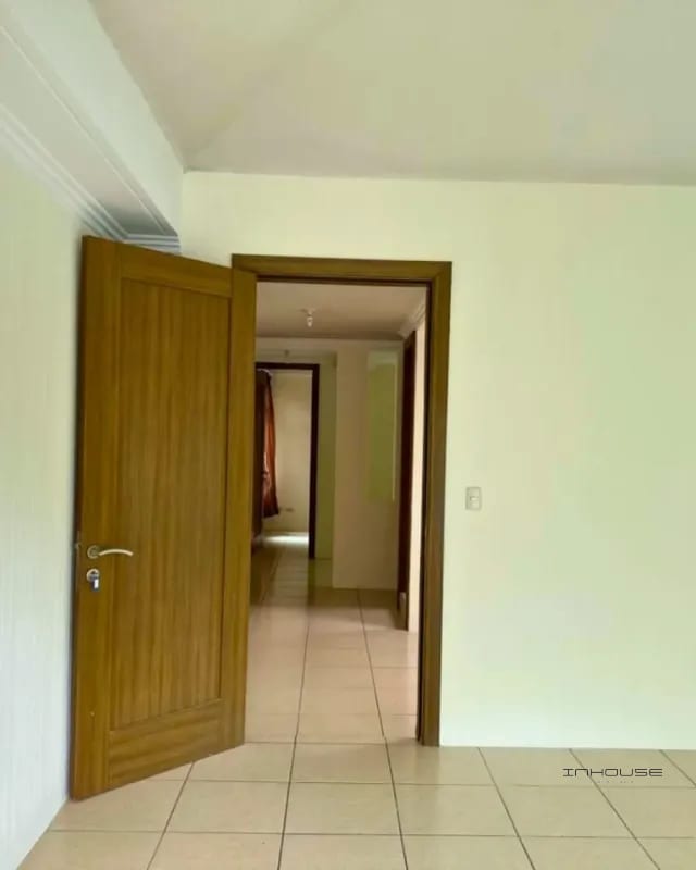 CASA EN VENTA EN SAN JOSE PINULA DENTRO DE CONDOMINIO (copia) — Casa en Venta en San José Pinula, Carretera a El Salvador, Guatemala, Ciudad — foto 4 de 13