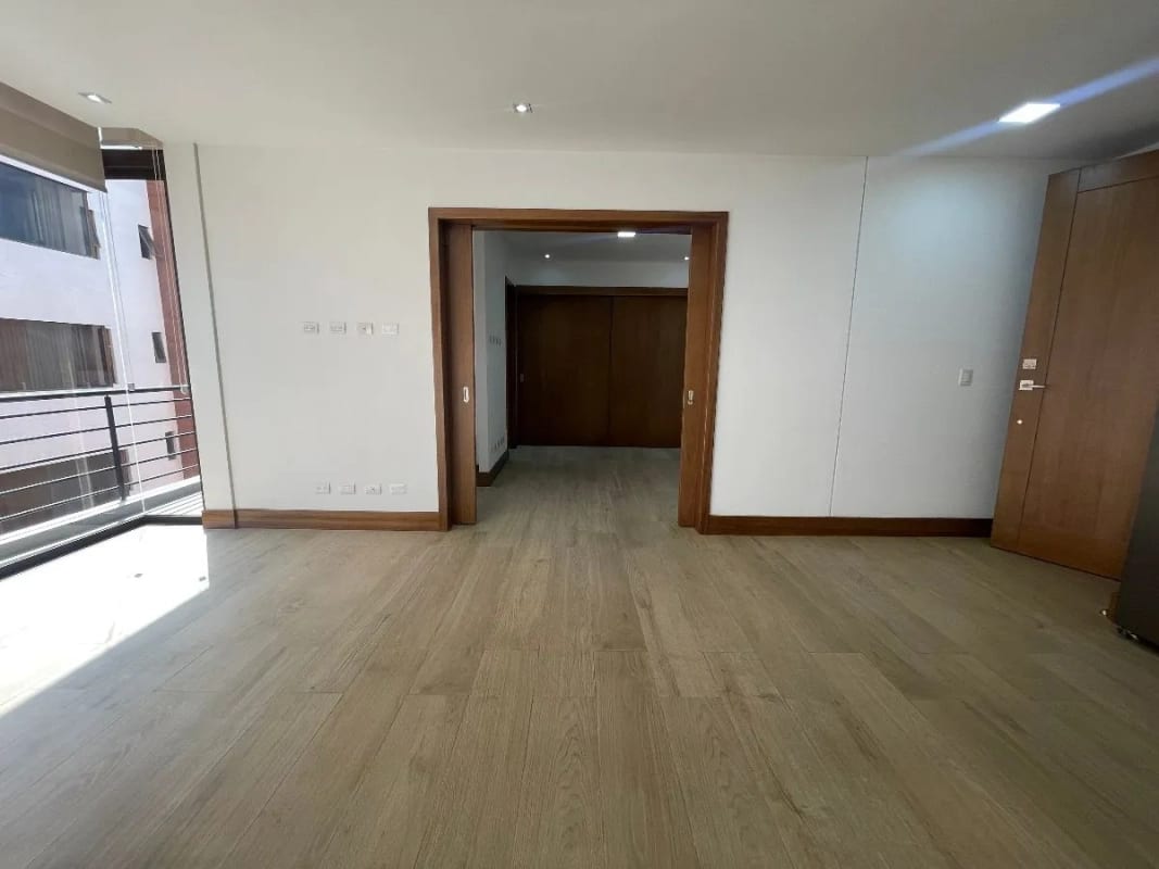 Apartamento en Renta en Vista Hermosa 1 Zona 15 — Apartamento en Alquiler en Zona 15, Guatemala, Ciudad — foto 2 de 7