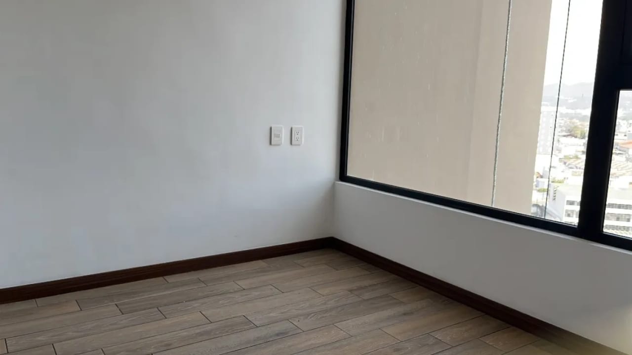 EDIFICIO INARA ZONA 4 — Apartamento en Alquiler en Inara Cuatro Norte, Zona 4, Guatemala, Ciudad — foto 4 de 12