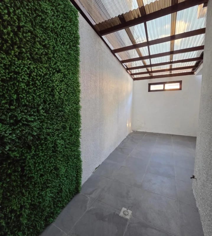 Casa Amplia con ubicación Estrategica en Carretera al Salvador km.13.5 — Casa en Venta en km 11-15, Carretera a El Salvador, Guatemala, Ciudad — foto 7 de 15