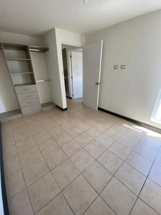 Casa en renta en condominio Km. 25 cerca Col. Village — Casa en Alquiler en Carretera a El Salvador, Guatemala, Ciudad — miniatura 5 de 10