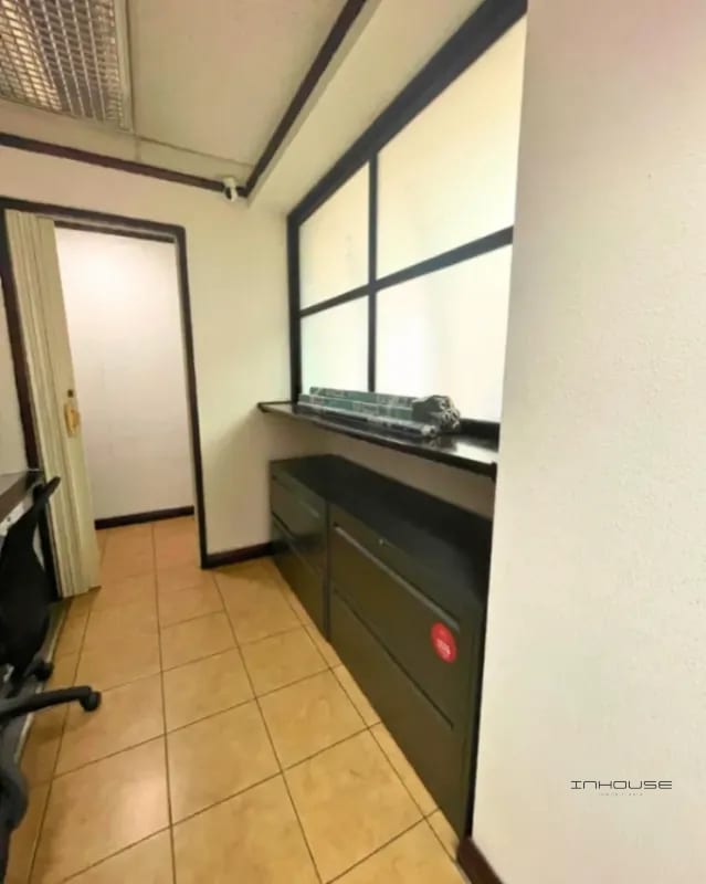 OFICINA EN RENTA ZONA 9 AMUEBLADA — Oficina en Alquiler en Aristos Reforma, Zona 9, Guatemala, Ciudad — foto 9 de 10
