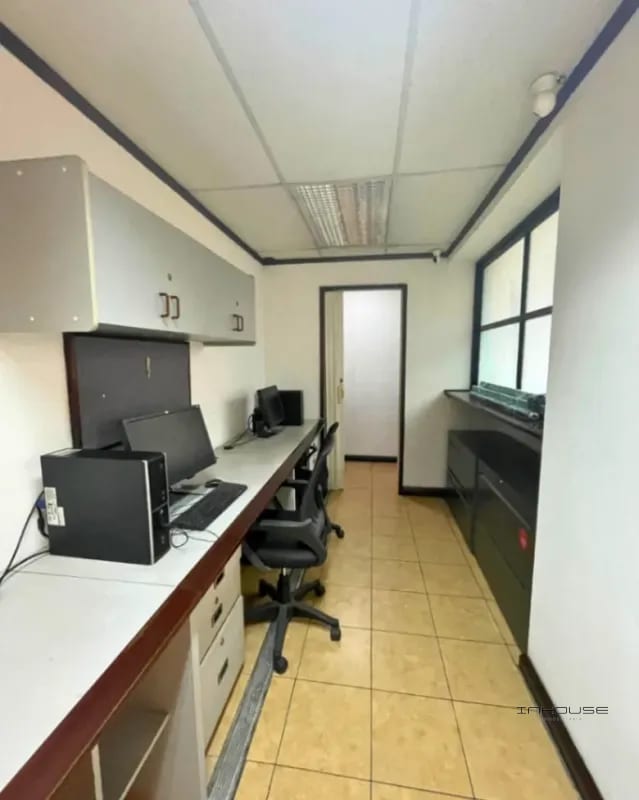 OFICINA EN RENTA ZONA 9 AMUEBLADA — Oficina en Alquiler en Aristos Reforma, Zona 9, Guatemala, Ciudad — foto 3 de 10
