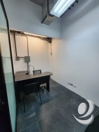 Rento Oficina en Zona 10, Ciudad de Guatemala.  Design Center – Frente a Oakland Mall. — Oficina en Alquiler en Zona 10, Guatemala, Ciudad — miniatura 8 de 17