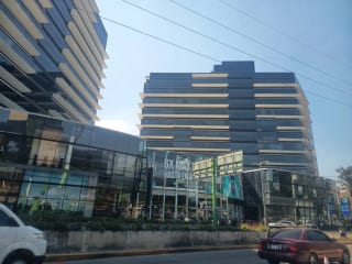 Vendo Oficina en Zona 10, Ciudad. Design Center Frente a Oakland — Oficina en Venta en Design Center, Zona 10, Guatemala, Ciudad — miniatura 16 de 17
