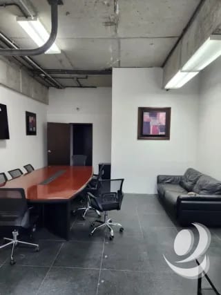 Vendo Oficina en Zona 10, Ciudad de Guatemala.  Design Center – Frente a Oakland Mall. — Oficina en Venta en Design Center, Zona 10, Guatemala, Ciudad — miniatura 14 de 17