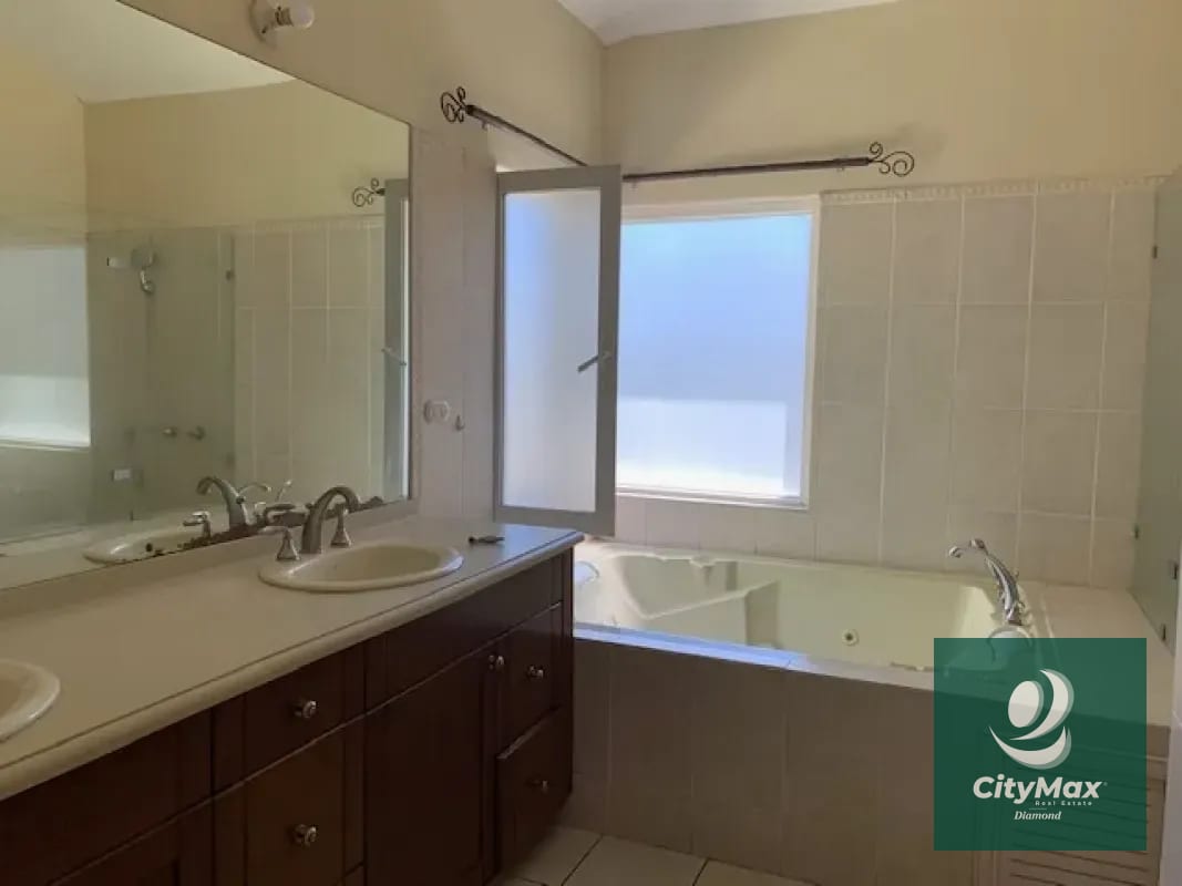 Casa en Venta en Colinas de Andalucía Fraijanes — Casa en Venta en Carretera a El Salvador, Guatemala, Ciudad — foto 7 de 16