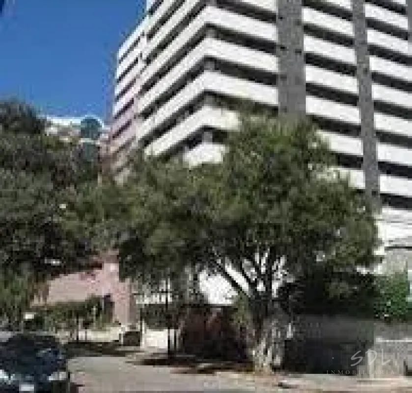 Zona 10 Centro Empresarial — Oficina en Venta en Zona 10, Guatemala, Ciudad — foto 1 de 1