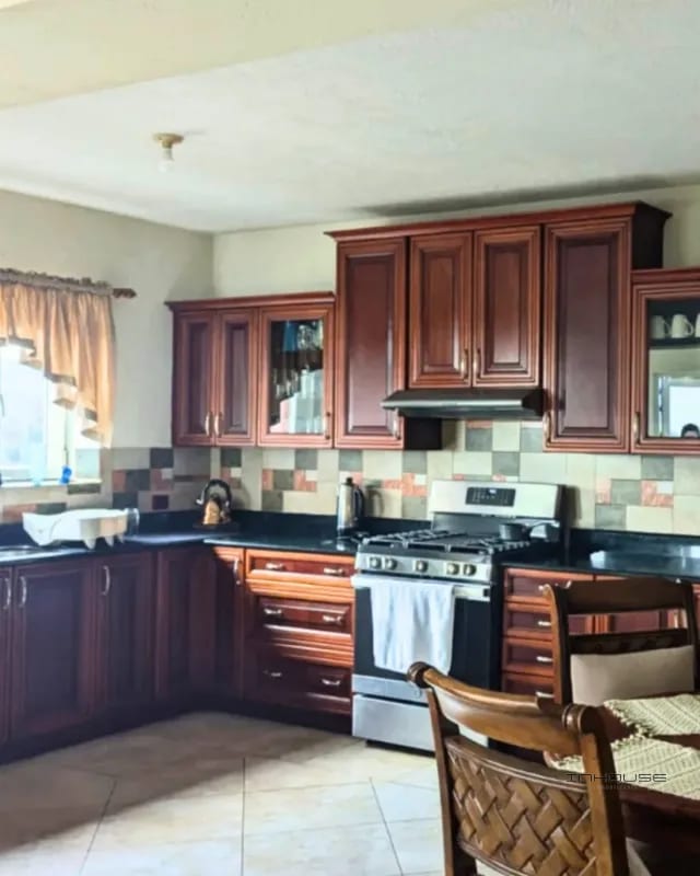 CASA EN VENTA FRAIJANES LA FORESTA DE 3 NIVELES — Casa en Venta en La Foresta, Carretera a El Salvador, Guatemala, Ciudad — foto 10 de 11