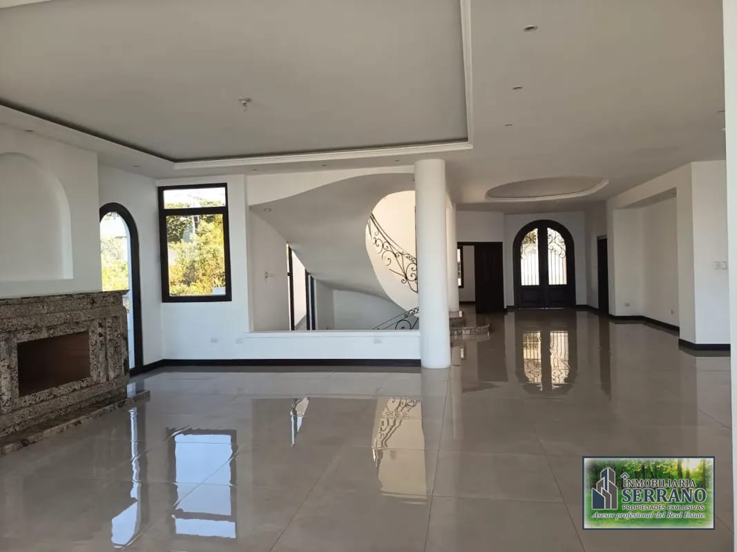 Vendo Espectacular MANSIÓN DE LUJO EN ALTOS DE MONTEBELLO. — Casa en Venta en Santa Catarina Pinula, Carretera a El Salvador, Guatemala, Ciudad — foto 12 de 17