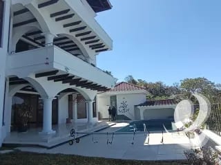 Vendo Espectacular MANSIÓN DE LUJO EN ALTOS DE MONTEBELLO. CAES. — Casa en Venta en Santa Catarina Pinula, Carretera a El Salvador, Guatemala, Ciudad — miniatura 1 de 17
