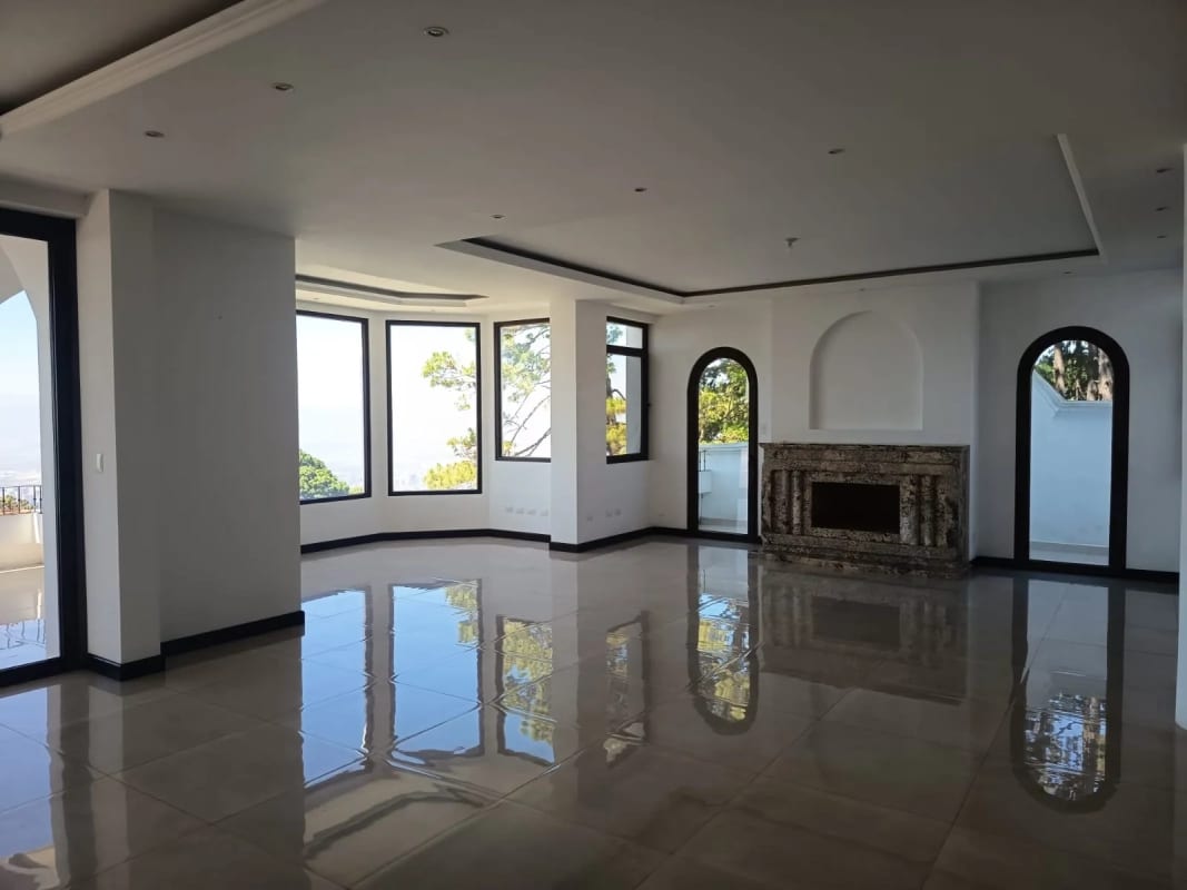 Vendo Espectacular MANSIÓN DE LUJO EN ALTOS DE MONTEBELLO. — Casa en Venta en Santa Catarina Pinula, Carretera a El Salvador, Guatemala, Ciudad — foto 11 de 17