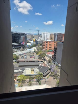 APARTAMENTO PARA ESTRENAR EN EDIFICIO INARA ZONA 4  — Apartamento en Alquiler en Inara Cuatro Norte, Zona 4, Guatemala, Ciudad — miniatura 5 de 13