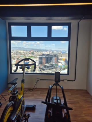 APARTAMENTO PARA ESTRENAR EN EDIFICIO INARA ZONA 4  — Apartamento en Alquiler en Inara Cuatro Norte, Zona 4, Guatemala, Ciudad — miniatura 4 de 13
