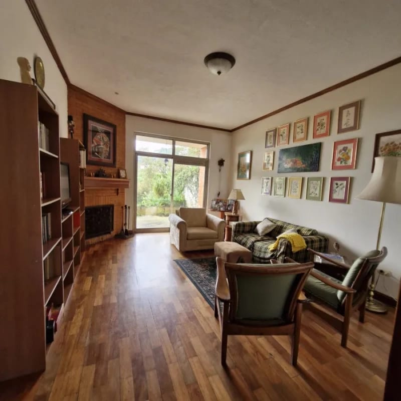 Vendo de casa exclusiva En Monte Bello km. 9.5 por Trebol de VH. — Casa en Venta en Santa Catarina Pinula, Carretera a El Salvador, Guatemala, Ciudad — foto 7 de 17