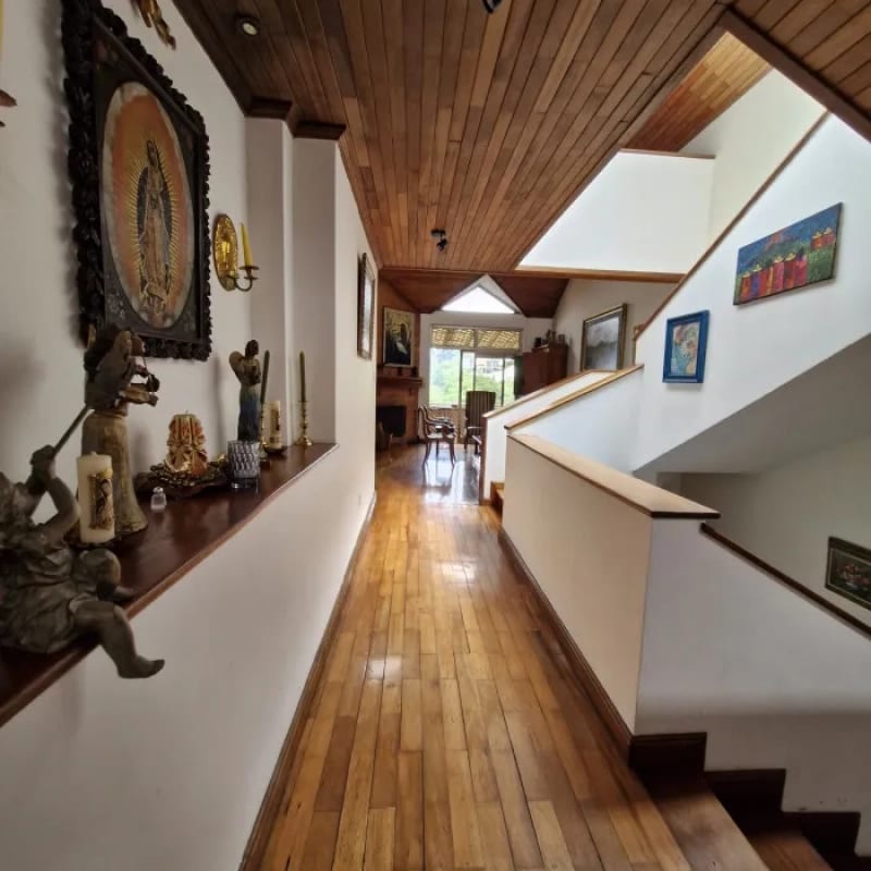 Vendo de casa exclusiva En Monte Bello km. 9.5 por Trebol de VH. — Casa en Venta en Santa Catarina Pinula, Carretera a El Salvador, Guatemala, Ciudad — foto 5 de 17