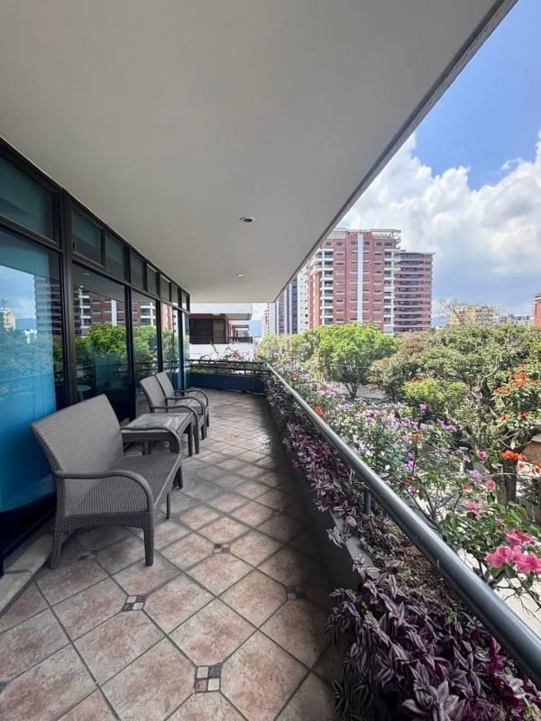 📍 Apartamento en Venta – Edificio L´excellence | Zona 14 las Américas — Apartamento en Venta en L'Excellence, Zona 14, Guatemala, Ciudad — foto 2 de 13