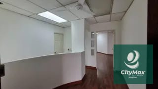 Oficina en renta Edificio de zona 10 — Oficina en Alquiler en Zona 10, Guatemala, Ciudad — miniatura 1 de 4