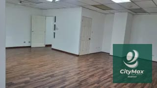 Oficina en renta Edificio de zona 10 — Oficina en Alquiler en Zona 10, Guatemala, Ciudad — miniatura 4 de 4