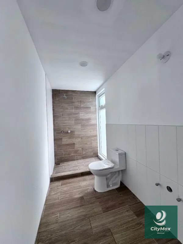 Casa Nueva en Venta Zona 16 Hacienda Real — Casa en Venta en Hacienda Real, Zona 16, Guatemala, Ciudad — foto 4 de 16