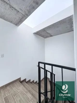 Casa Nueva en Venta Zona 16 Hacienda Real — Casa en Venta en Hacienda Real, Zona 16, Guatemala, Ciudad — miniatura 3 de 16