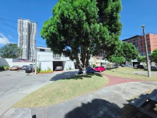 Casa Para Inversión en Venta en Mariscal Zona 11 — Casa en Venta en Zona 11, Guatemala, Ciudad — miniatura 1 de 13