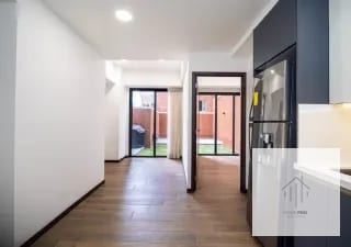Apartamento con jardín en renta en zona 10 — Apartamento en Alquiler en Casa Ignacio, Zona 10, Guatemala, Ciudad — miniatura 10 de 14