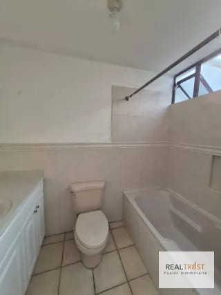 EN VENTA TOWNHOUSE KM 15 CARRETERA AL SALVADOR, FRENTE A CONDADO CONCEPCIÓN — Casa en Venta en km 11-15, Carretera a El Salvador, Guatemala, Ciudad — miniatura 6 de 17