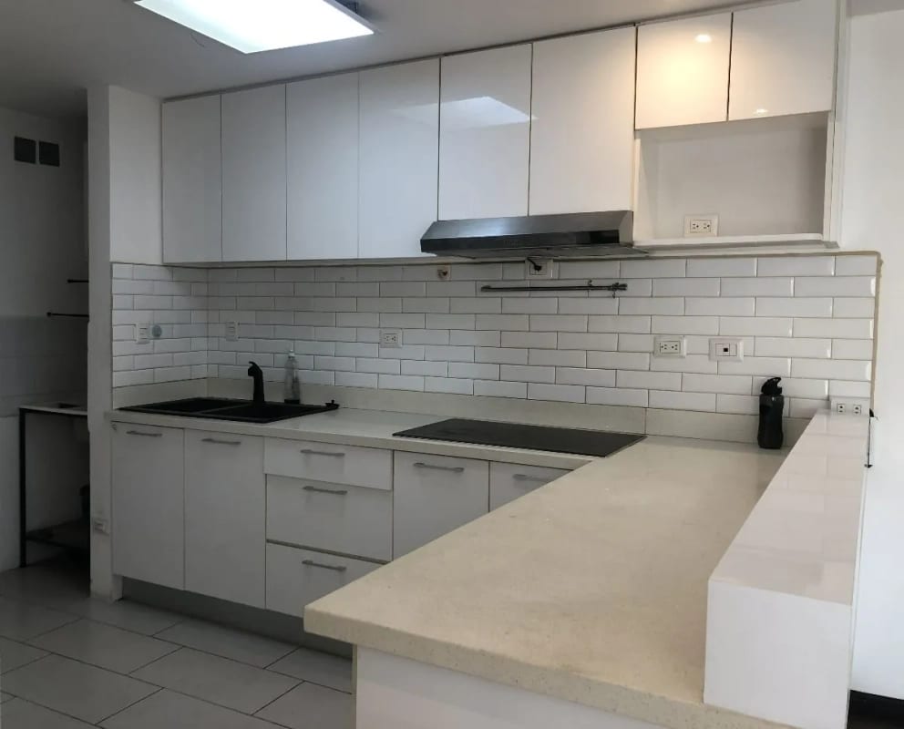 Vendo Apartamento Con Patio en Di Fiori Zona 7 — Casa en Venta en Zona 7, Guatemala, Ciudad — foto 7 de 11