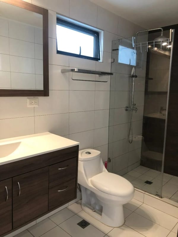 Vendo Apartamento Con Patio en Di Fiori Zona 7 — Casa en Venta en Zona 7, Guatemala, Ciudad — foto 2 de 11