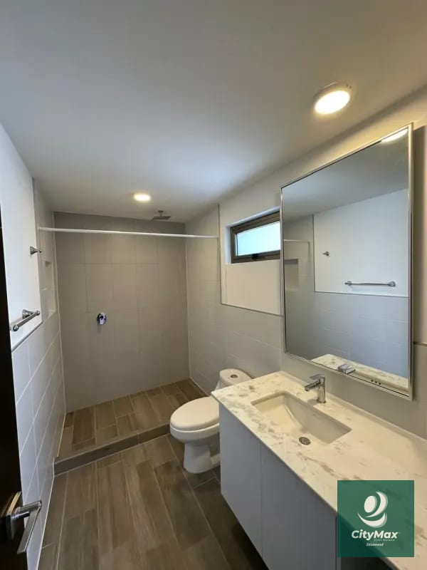 Apartamento en Renta en La Villa Zona 14 Guatemala — Apartamento en Alquiler en Zona 14, Guatemala, Ciudad — foto 14 de 17