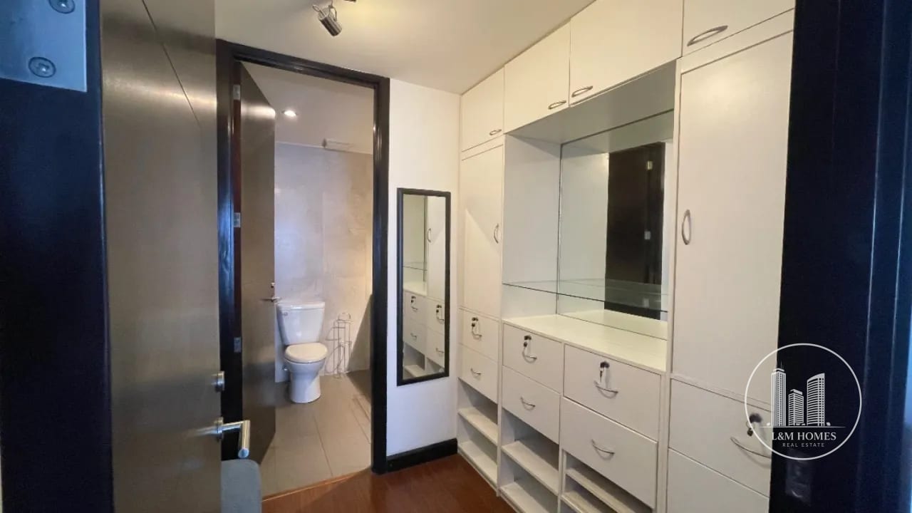 Apartamento zona 10 Amueblado — Apartamento en Alquiler en Zona 10, Guatemala, Ciudad — foto 2 de 6