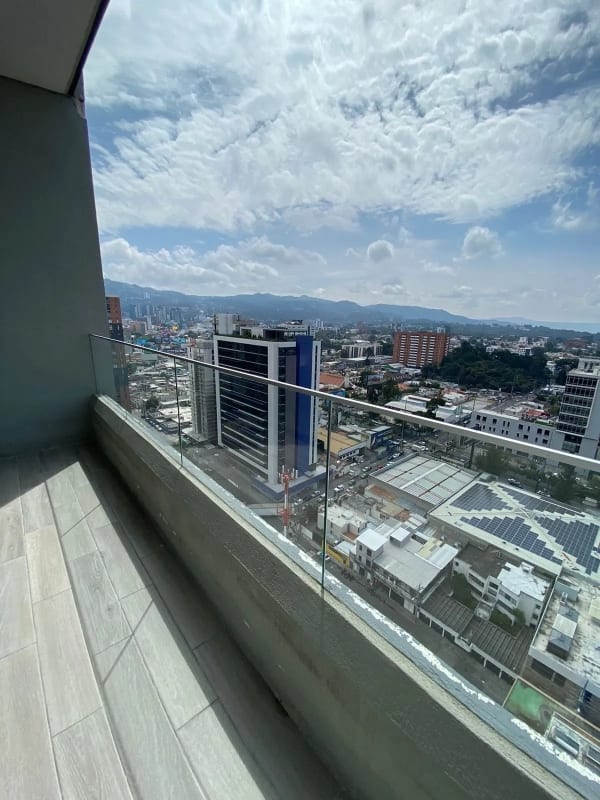 Venta de Penthouse Parque 10 - Zona 10 — Apartamento en Venta en Parque 10, Zona 10, Guatemala, Ciudad — foto 5 de 6