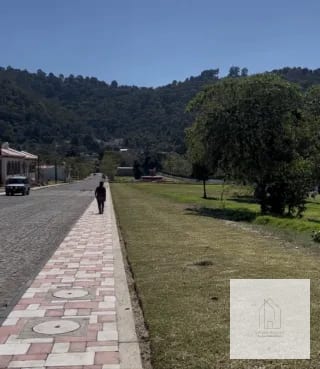Terrenos en venta a 4 minutos el Casco Antigua — Terreno en Venta en Antigua, Sacatepéquez — miniatura 4 de 7