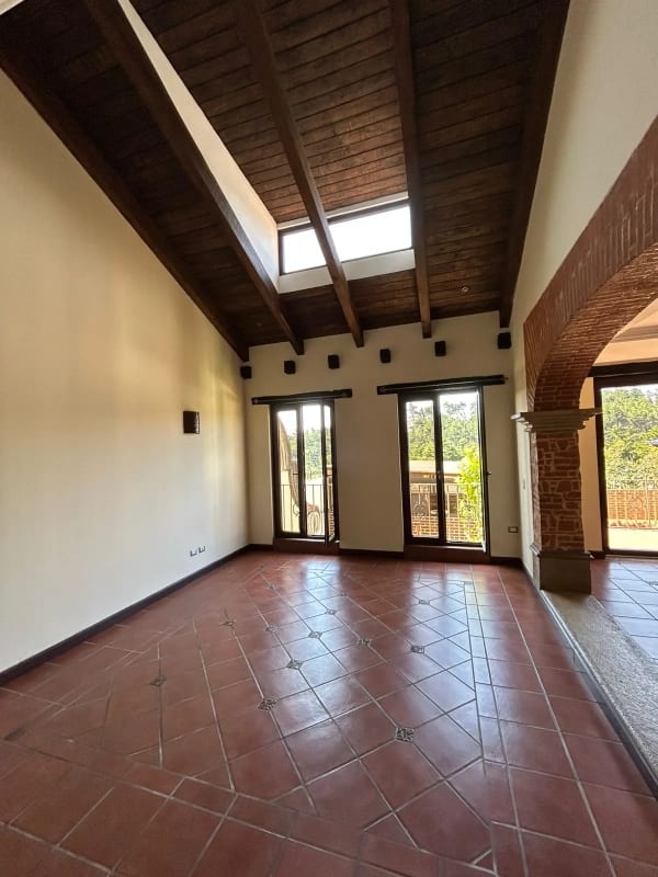 Vendo Casa en Carretera a el salvador km 20.5 LA FLORESTA.. — Casa en Venta en Fraijanes, Carretera a El Salvador, Guatemala, Ciudad — foto 14 de 17